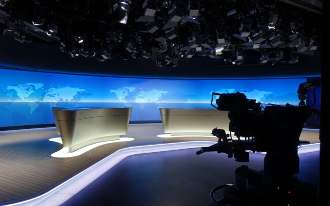 Virtuelles Studio, Tagesschau. Creator: Medea7 https://commons.wikimedia.org/wiki/User:Medea7. Creative Commons Attribution-Share Alike 4.0 International Usage